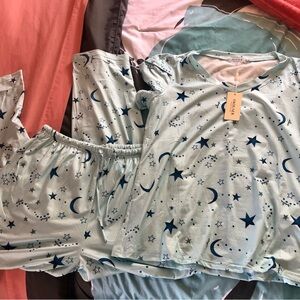Women’s Star & Moon Pajama Set - Light Blue